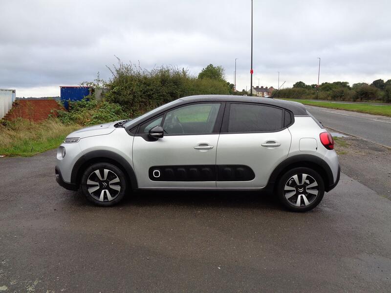 View CITROEN C3 1.2 PureTech Flair